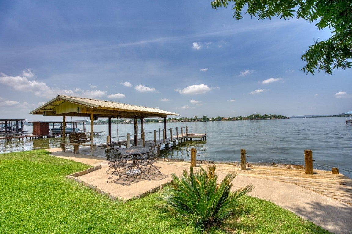 Granite Shoals Waterfront Homes For Sale on Lake LBJ