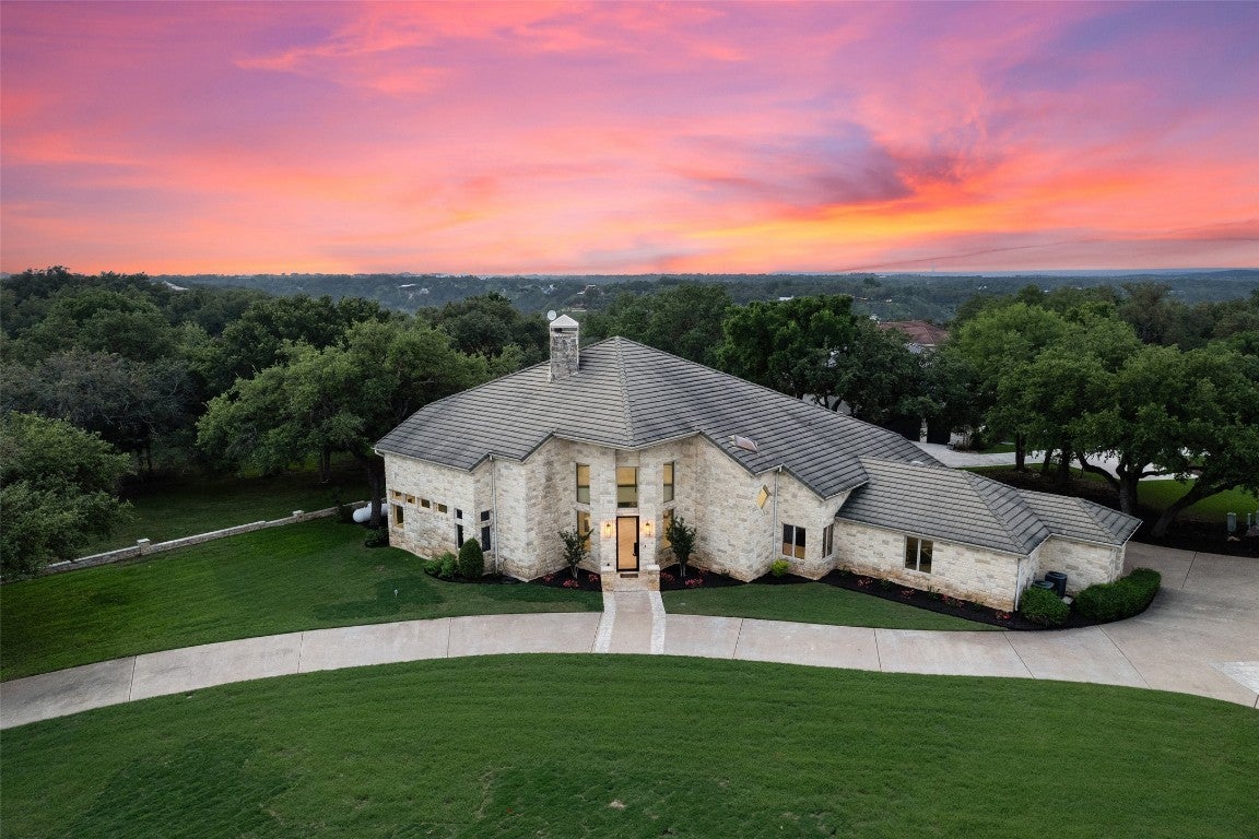 2700 Marina Shores Dr on Lake Travis in Spicewood MLS® #5995828 ...