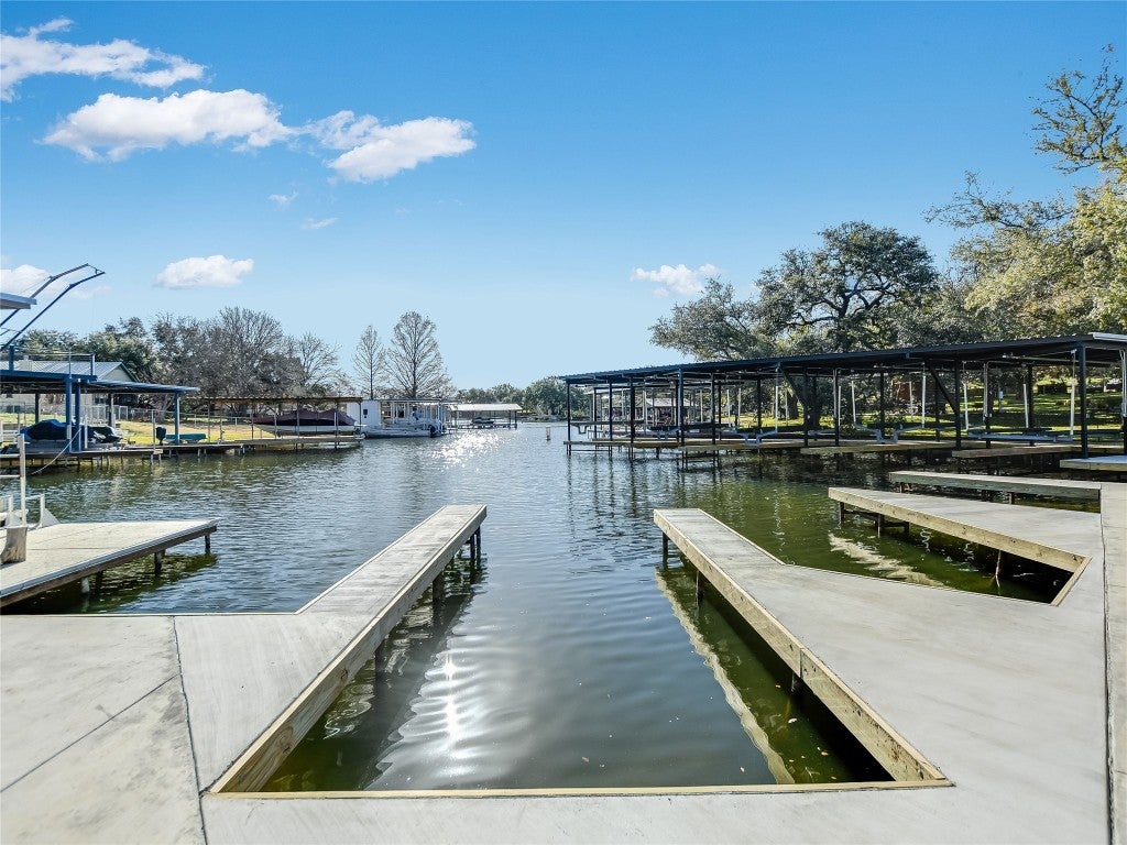 Kingsland TX Waterfront Homes For Sale on Lake LBJ