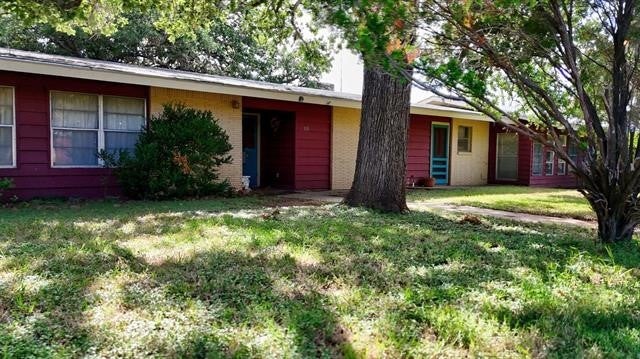 MLS #8586102 for Sale at 110 W Lakecrest Dr, on Lake Buchanan in the city of Bluffton, 78607