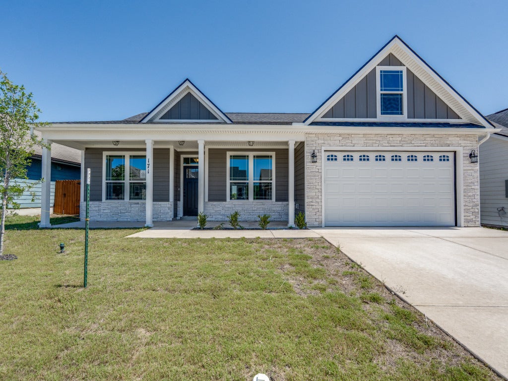 171 Lost Maples Way, Marion