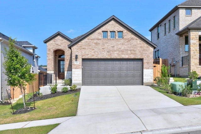 8012 Shining Flor Run, Lago Vista