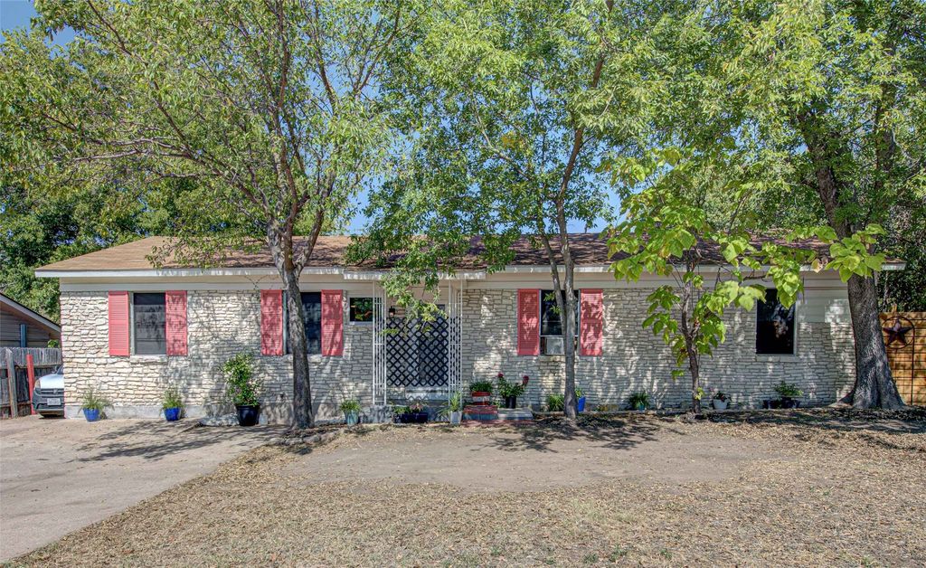 110 W Saint Johns Avenue, Austin