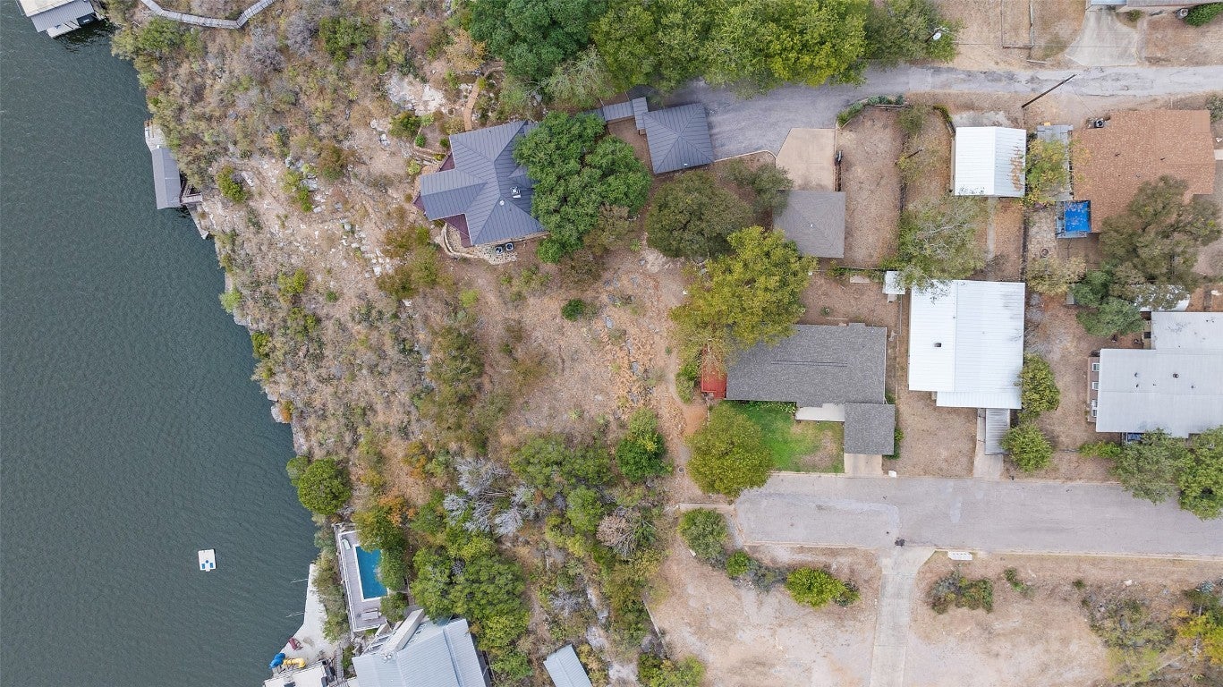 502 East Avenue on Lake Marble Falls in Marble Falls MLS® 9144408