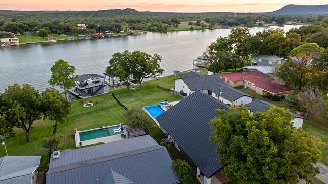 Lake LBJ Homes for Sale located at 1836 Bluebonnet Ln, in the city of Kingsland, TX 78639