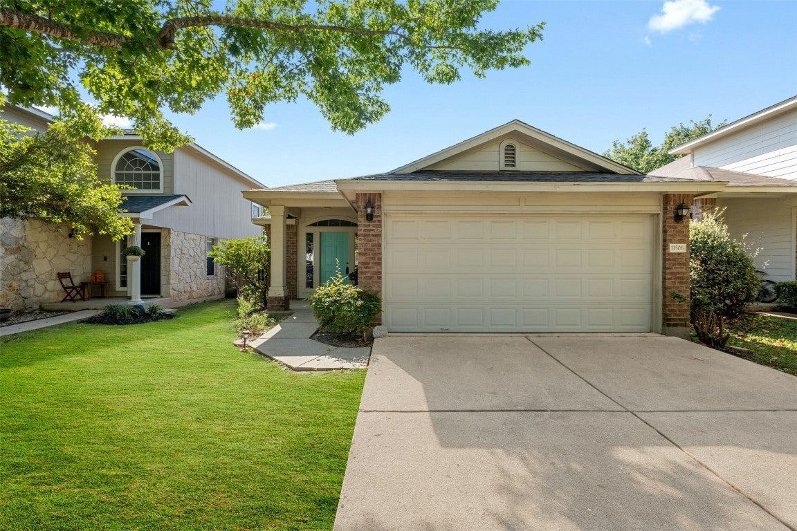 Photo of Listing #3033397