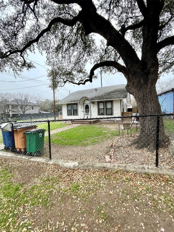 Photo of Listing #1319875