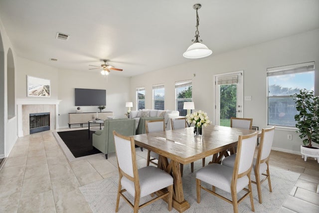 653 Dark Horse Lane, Buda