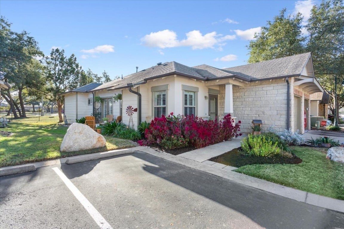 Photo of Listing #8487568
