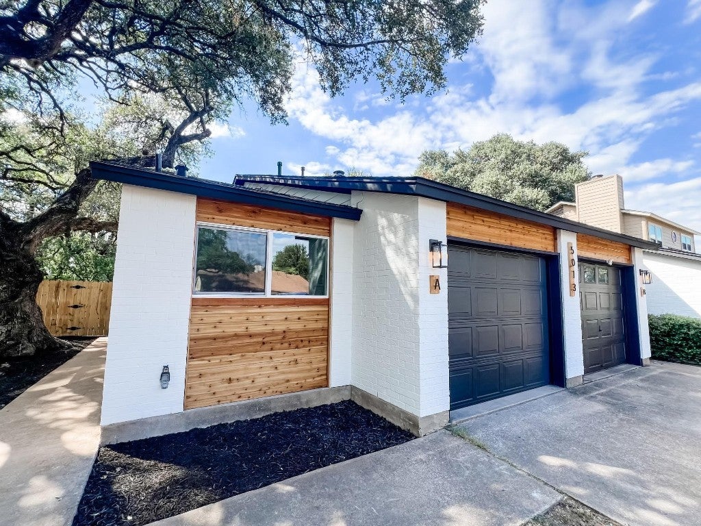 Photo of Listing #9082486