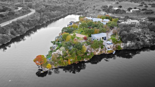 Marble Falls Homes for Sale on Lake Marble Falls in the Zipcode of 78654