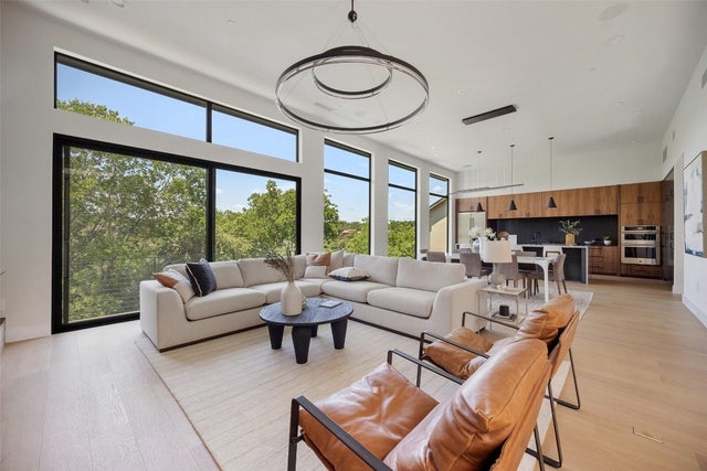 4502 Hyridge Drive, Austin