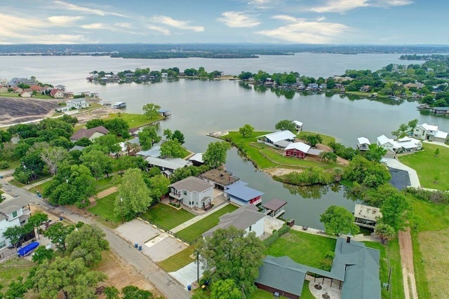 MLS #8182352 for Sale at 1506 Hill Top Dr A,b,& E, on Lake LBJ in the city of Granite Shoals, 78654