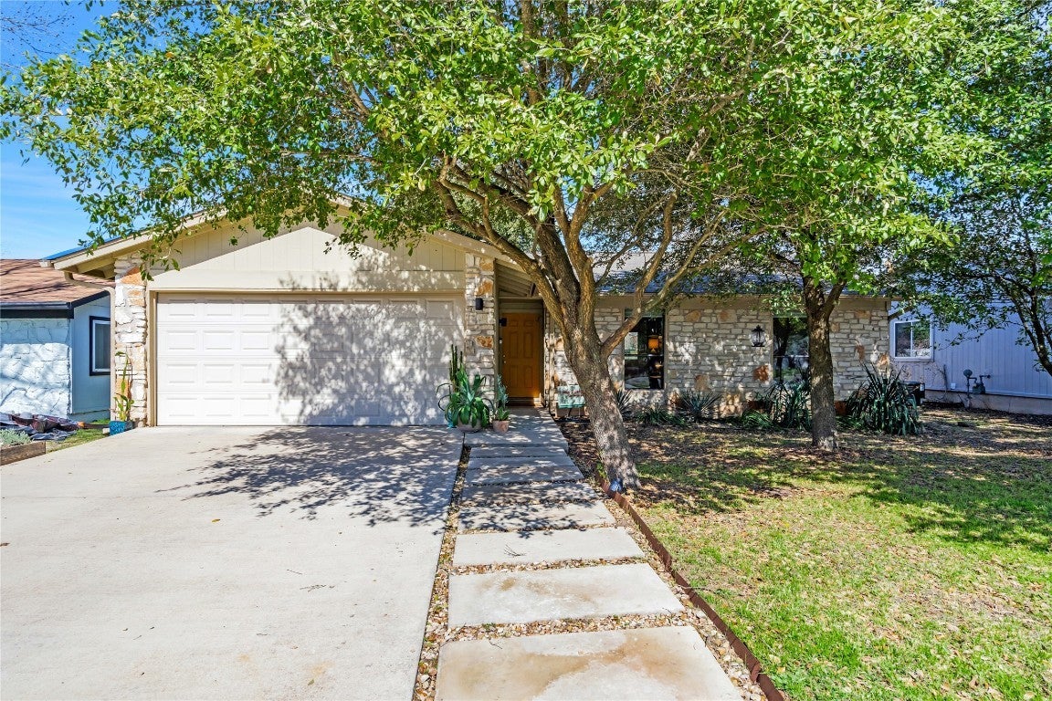 Photo of Listing #5489550