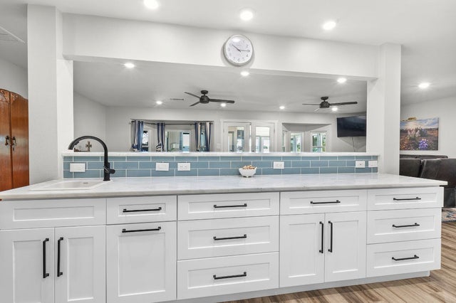 Lake Buchanan Real Estate - MLS # 7375175, Residential real estate for Sale in Floyd Acres, MLS Listings # 7375175