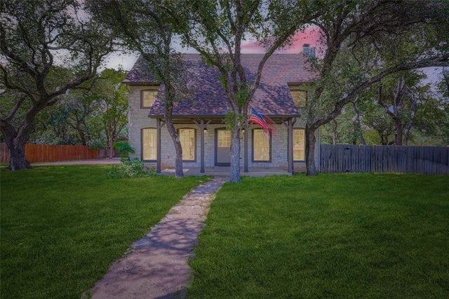 803 Serenada Drive, Georgetown