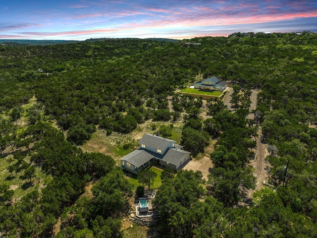 11104 Trails End Road, Leander