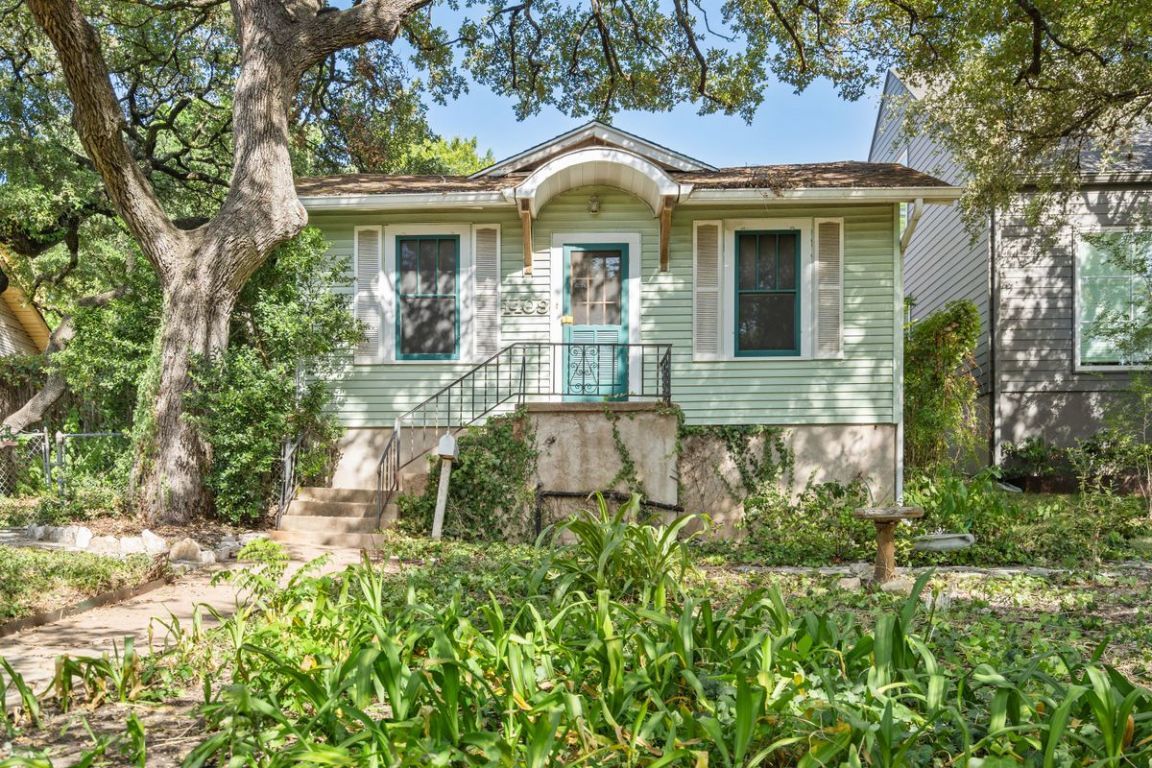 Photo of Listing #1609451