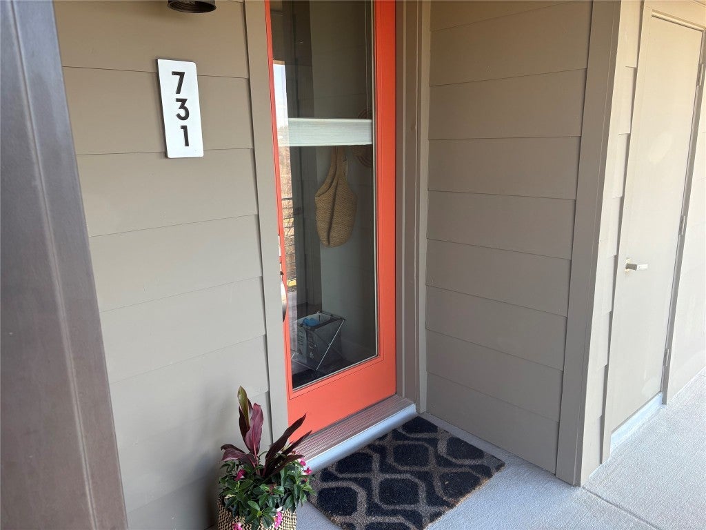 Photo of Listing #9647776