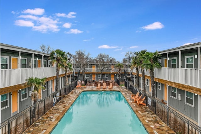 2401 Manor Road 120, Austin