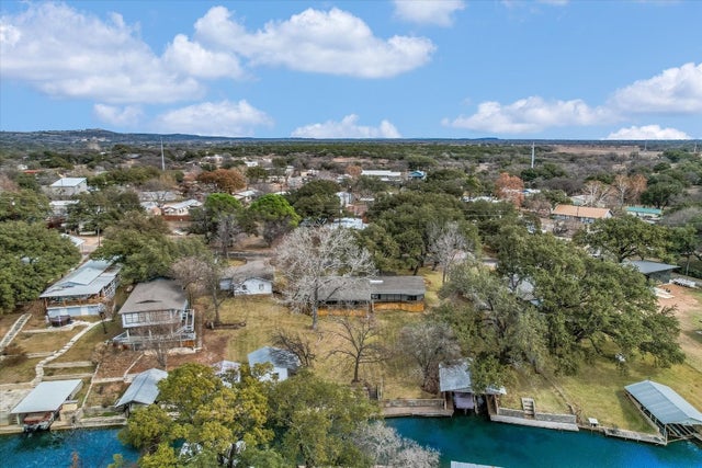 Residential Real Estate for Sale located in the neighborhood of Twin Isle, on Lake LBJ in the city of Kingsland, TX