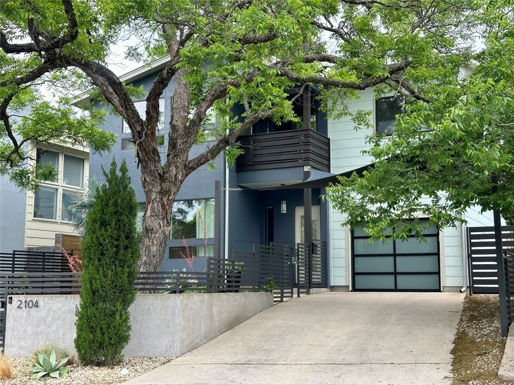 Photo of Listing #9350639