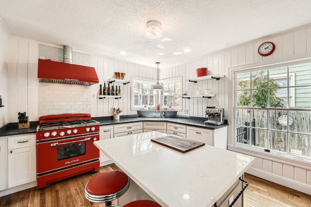 811 E 45th Street, Austin