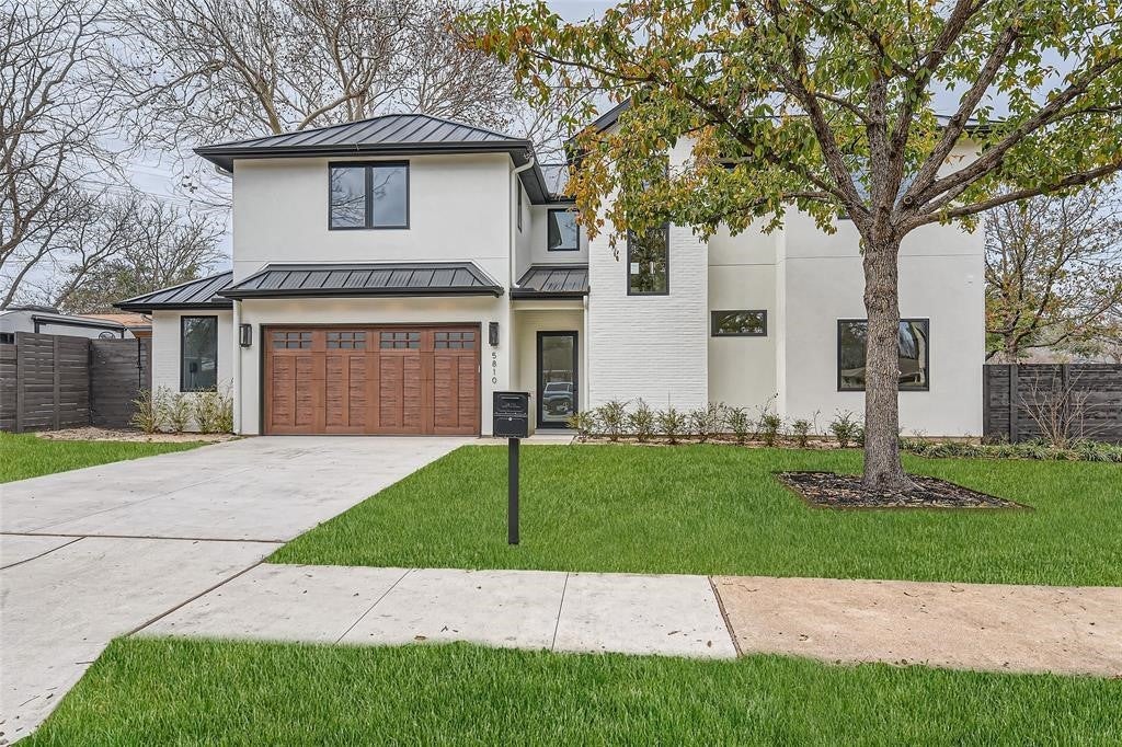 5810 Fairlane Drive, Austin