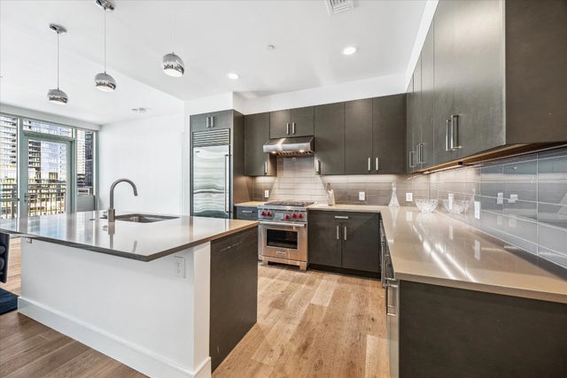 222 West Avenue 1213, Austin