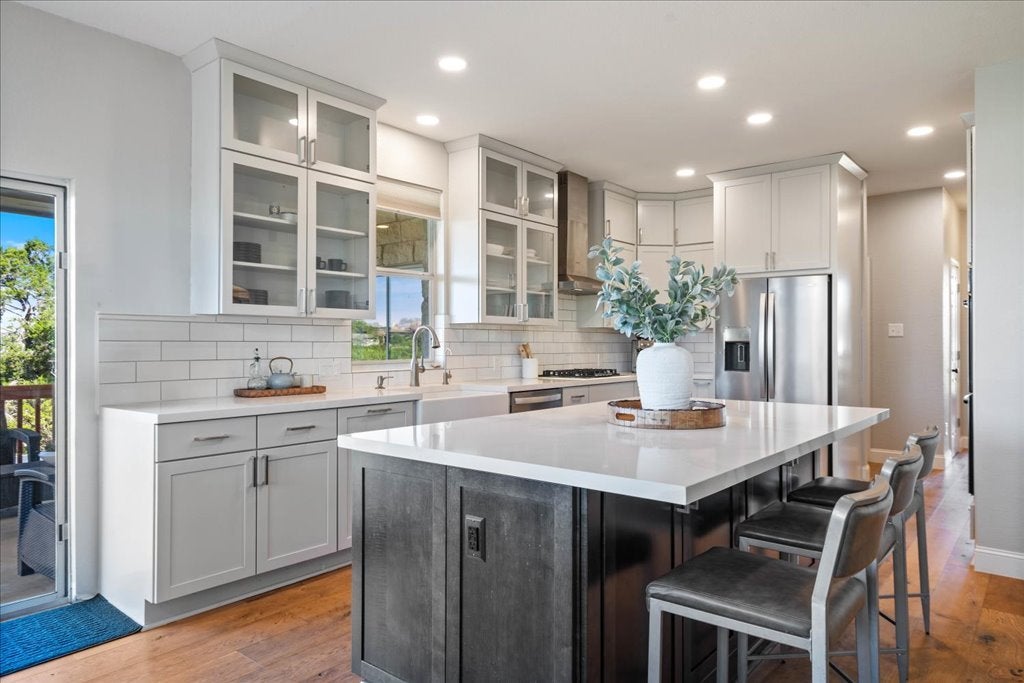 19215 White Horse Cove, Spicewood