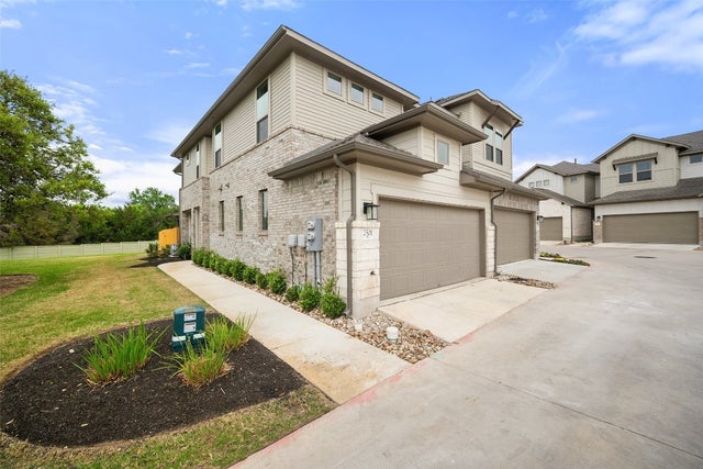 2500 Forest Creek Drive 2501, Round Rock