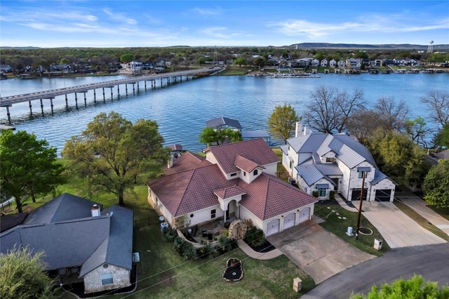 Lake LBJ, 3754142, Residential, 202 Bridgepoint Dr, Kingsland, TX, Bridgepoint, , 78639