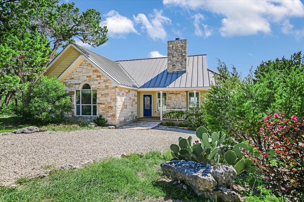 1320 Serenity Drive, Fischer