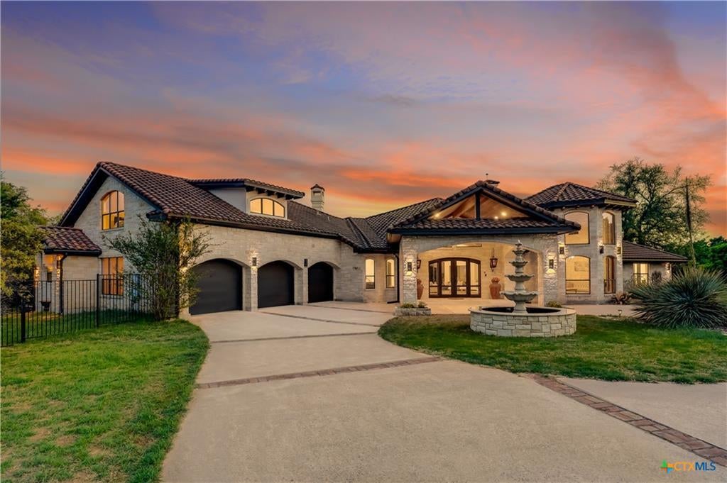 Photo of Listing #7694953