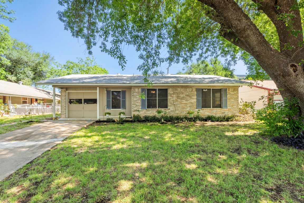 Photo of Listing #9245685
