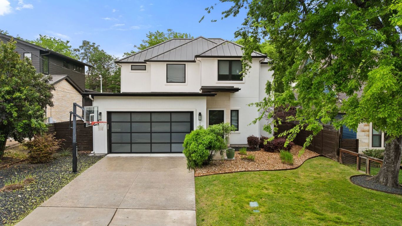 Photo of Listing #2004471