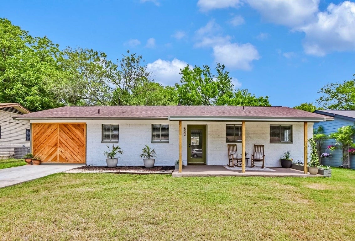 Photo of Listing #1803104
