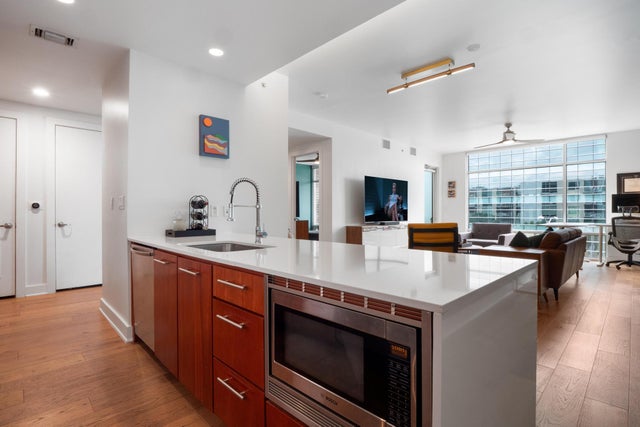 210 Lee Barton Drive 415, Austin