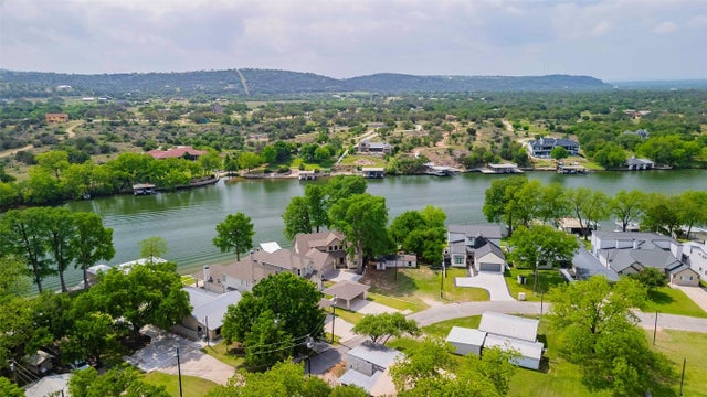 Lake LBJ Real Estate - MLS # 8777930, Residential real estate for Sale in Shirley Williams, MLS Listings # 8777930