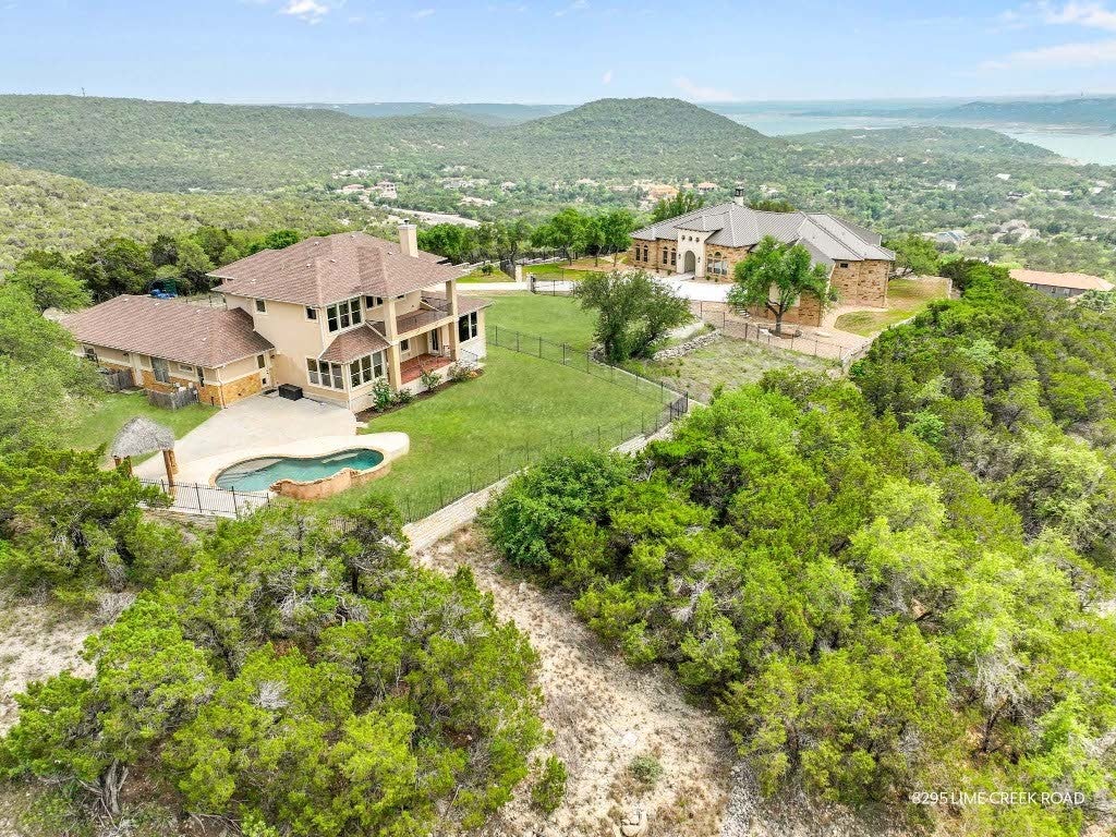 Photo of Listing #9123782