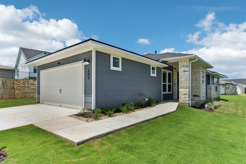105 Antoinette Way 103, San Marcos