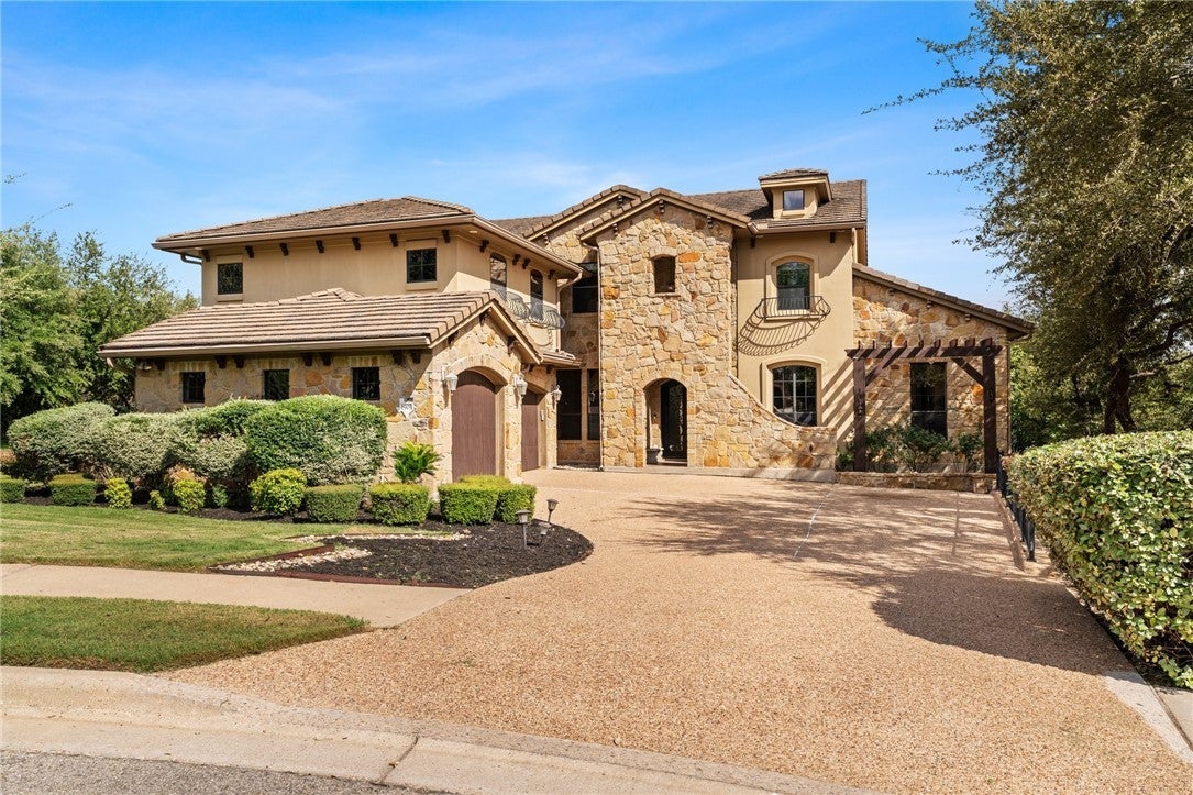 Photo of Listing #8412319