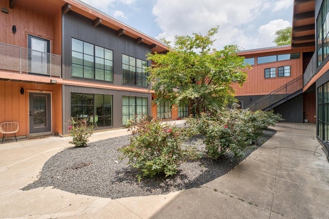 400 E 30th Street 200, Austin