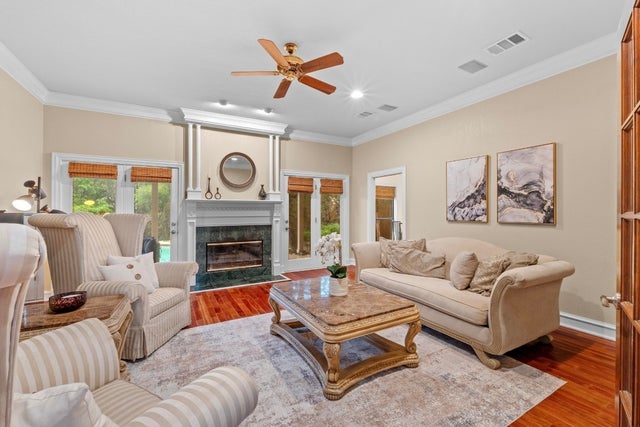 8900 Bell Mountain Drive, Austin