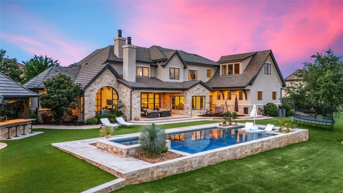 Photo of Listing #3346793