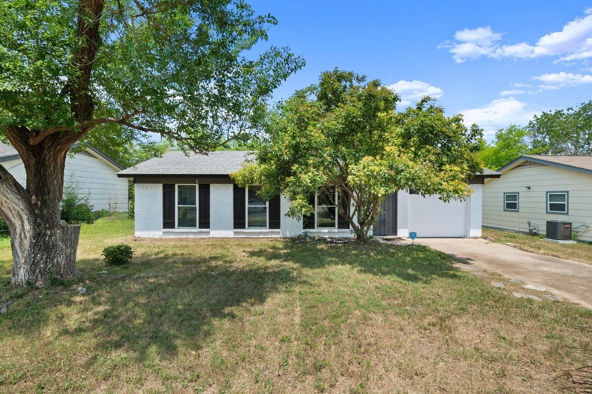 Photo of Listing #2658856