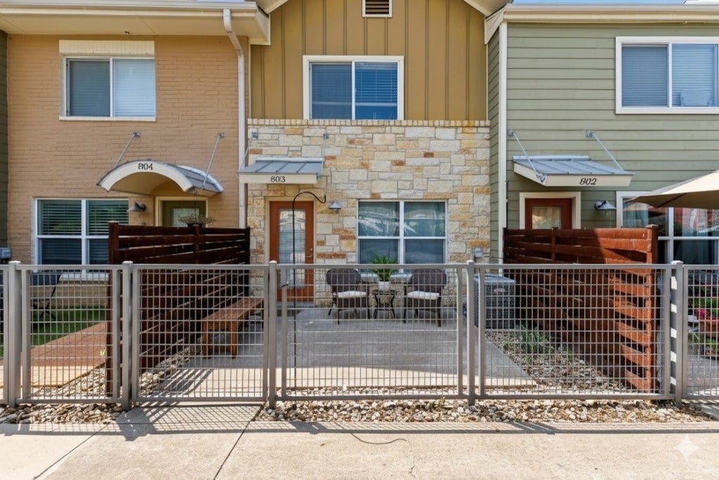 1101 Grove Boulevard 803, Austin