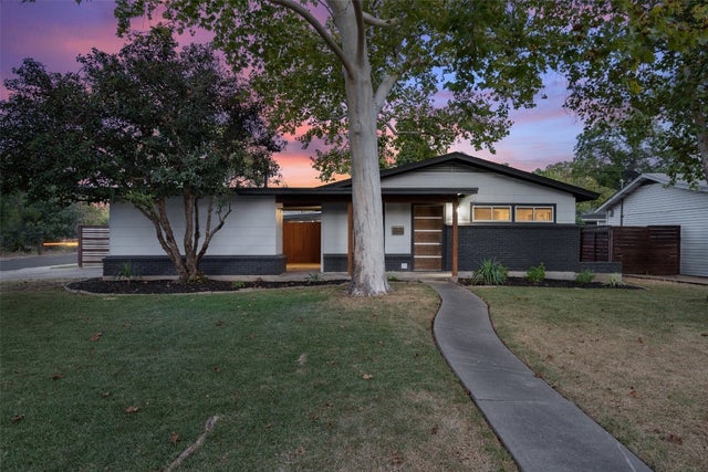 7517 Saint Louis Street, Austin