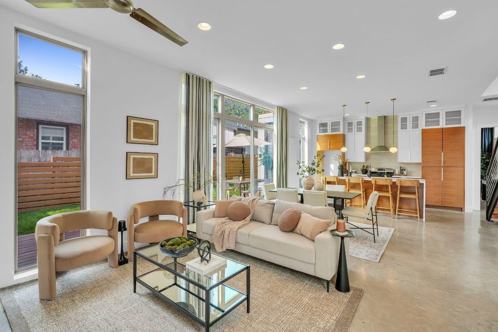 1132 Salina Street, Austin