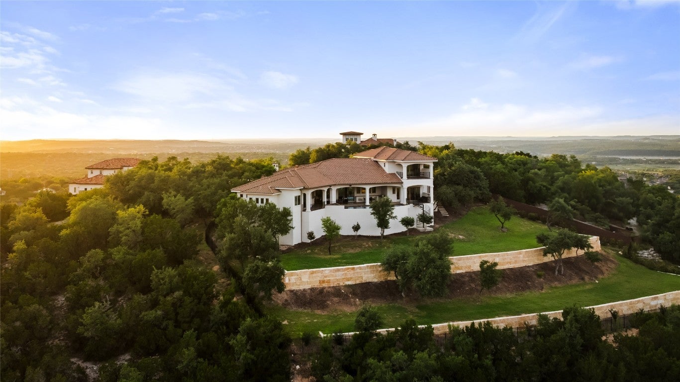 Photo of Listing #5599387